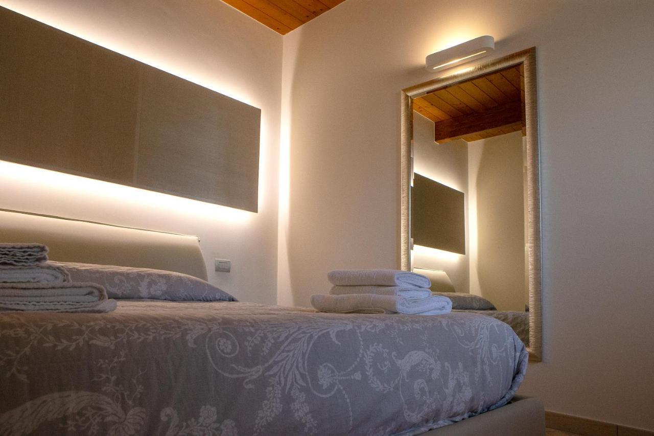 Villa Martino มาร์ตินาฟรังกา ภายนอก รูปภาพ